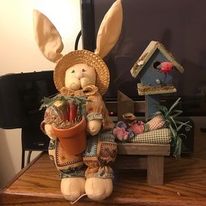 Cute Spring/Easter bunny decoration. Flexible ears